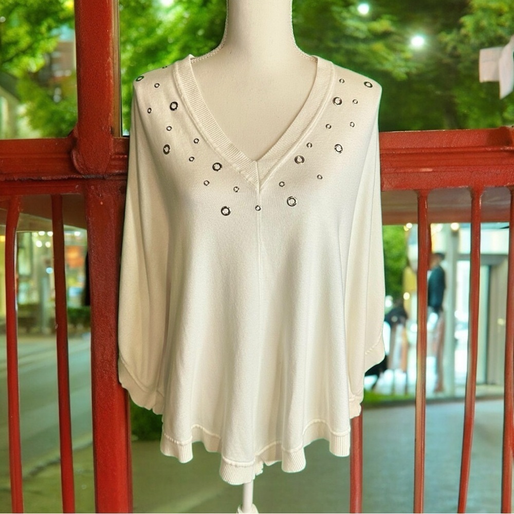 MICHAEL Michael Kors Ivory / White V-Neck Poncho With Gold Ring Embellishments